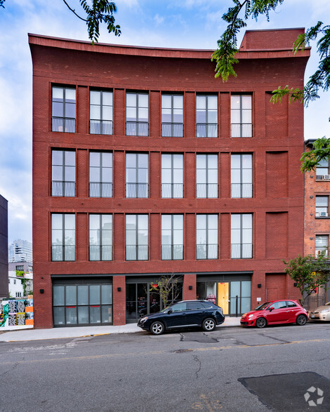 Primary Photo Of 87-89 Grand St, Brooklyn Storefront Retail Office For Lease