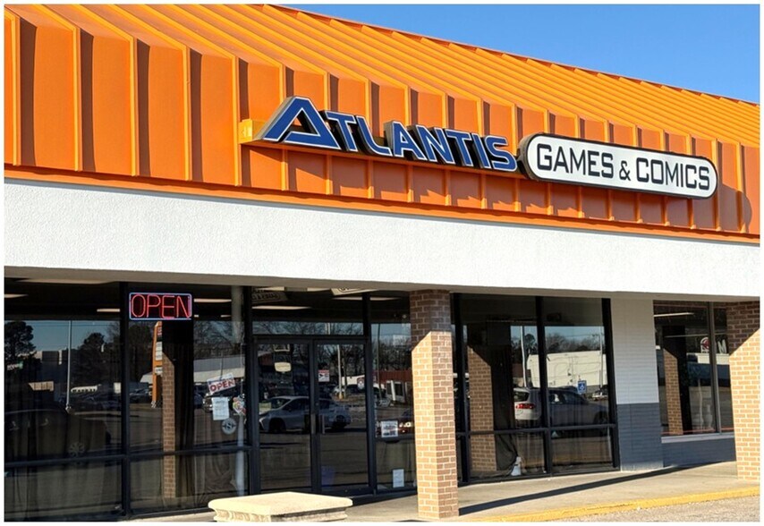 More Photos Of 2858-2884 Airline Blvd, Portsmouth Storefront For Sale