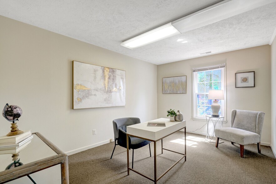 More Photos Of 7297 US-29, Falls Church Office For Sale
