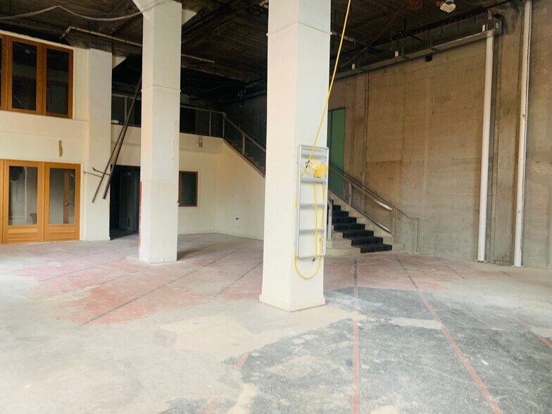 More Photos Of 1601-1611 Telegraph Ave, Oakland Office For Lease