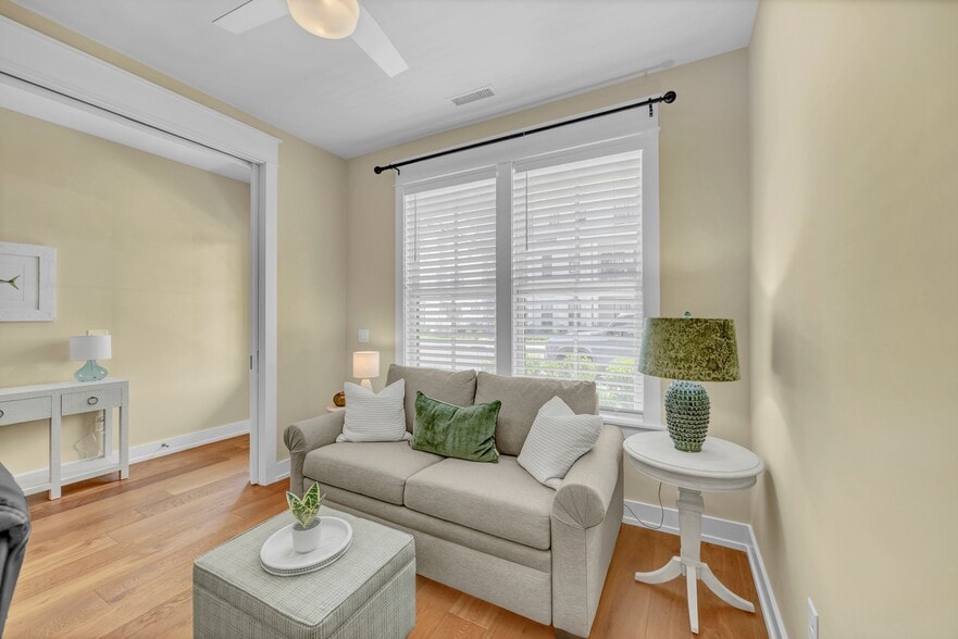 More Photos Of 162 Dugger Ln, Wilmington Apartments For Sale