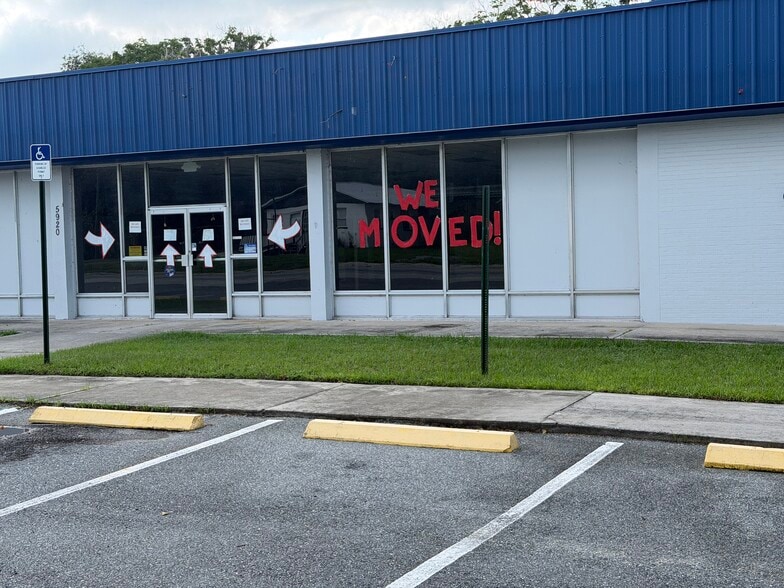 More Photos Of 5920 SE Hames Rd, Belleview Freestanding For Lease
