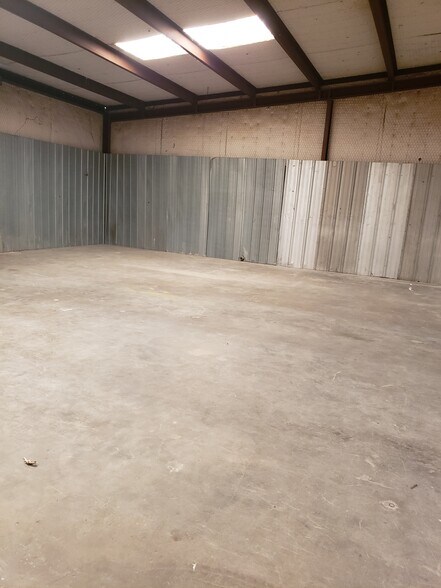 More Photos Of 5380 State Highway 276, Royse City Service For Lease