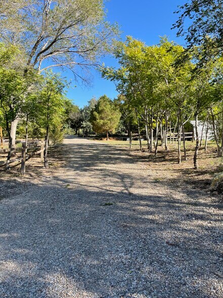 More Photos Of 1804 E College Blvd, Roswell General Retail For Sale