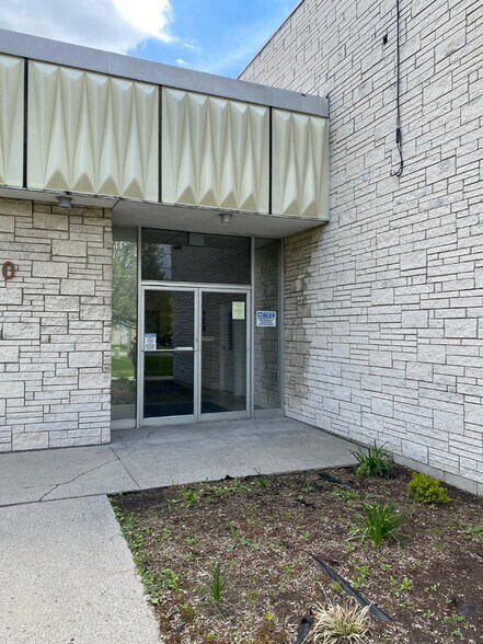 More Photos Of 550 Fillmore Ave, Tonawanda Light Distribution For Lease