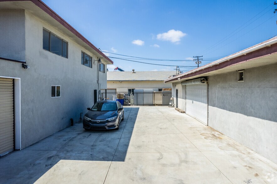 More Photos Of 8431 Monroe Ave, Stanton Industrial For Sale