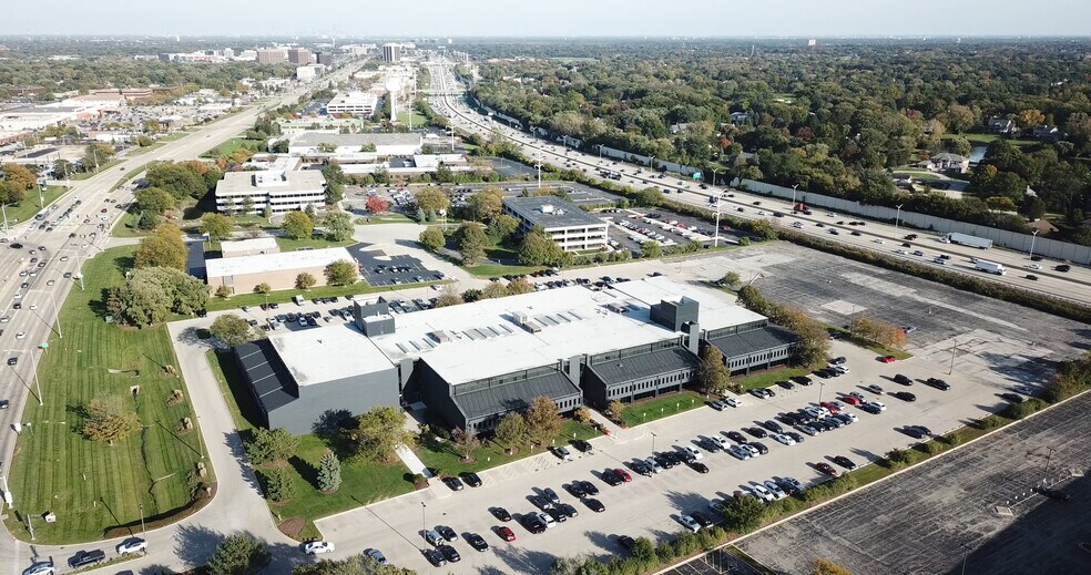 More Photos Of 2625 Butterfield Rd, Oak Brook Office For Lease