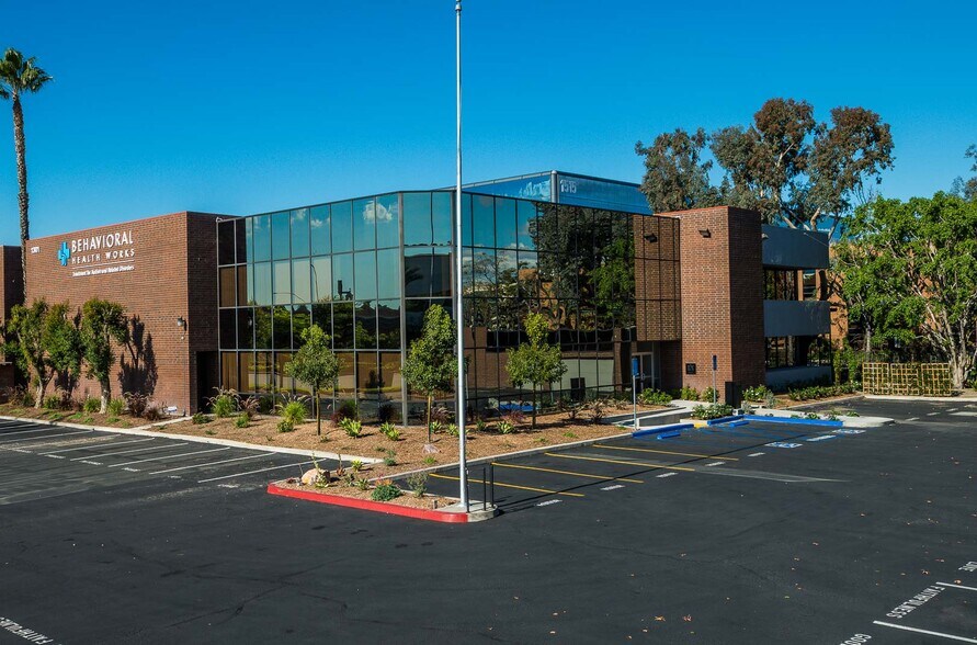 Primary Photo Of 1301 E Orangewood Ave, Anaheim Office For Sale