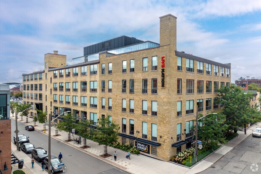 Primary Photo Of 40 Hanna Ave, Toronto Office For Lease