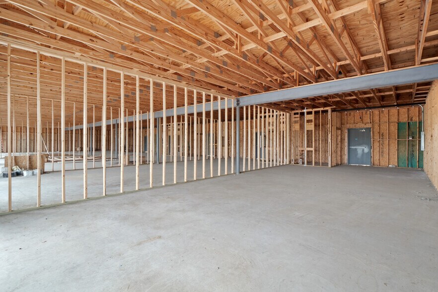 More Photos Of 1219 E Cedar St, New Baden Storefront Retail Office For Sale