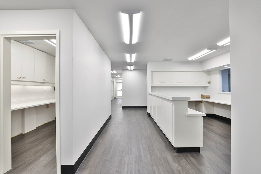 More Photos Of 2504 Samaritan Dr, San Jose Medical For Lease