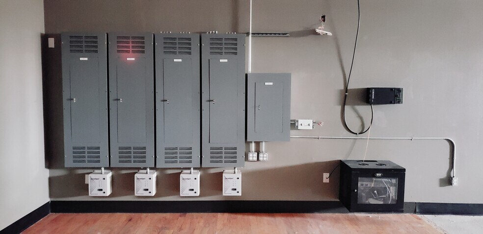 More Photos Of 4420-4422 Highway 22, Mandeville Office For Sale