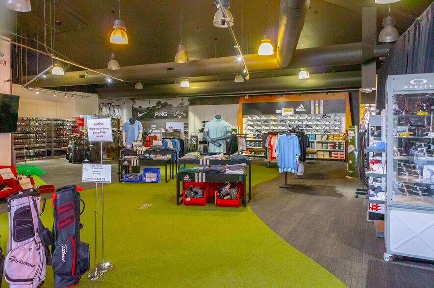 More Photos Of 6730 Las Vegas Blvd S, Las Vegas Golf Course Driving Range For Lease