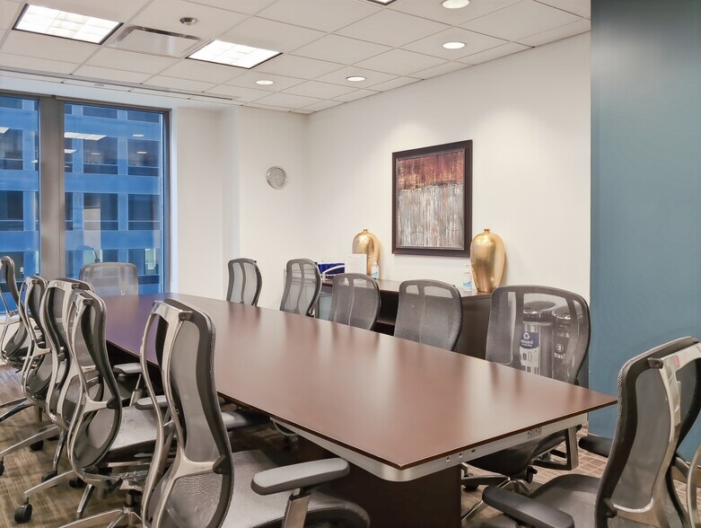 More Photos Of 1177 Avenue Of The Americas, New York Coworking Space