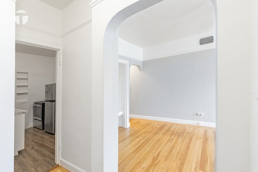 More Photos Of 916-926 22nd St, Sacramento Apartments For Sale