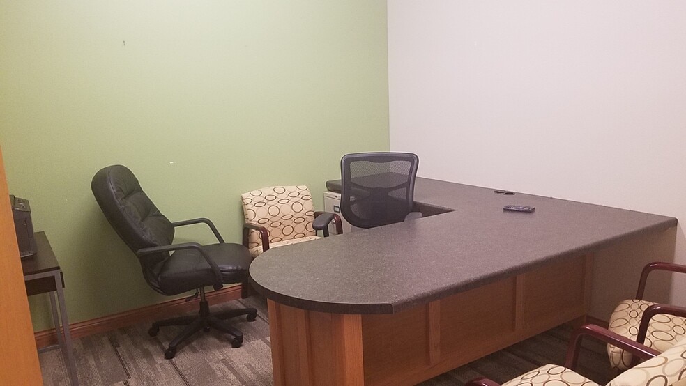 More Photos Of 7802 Meadow Rock Dr, Weston Office For Lease