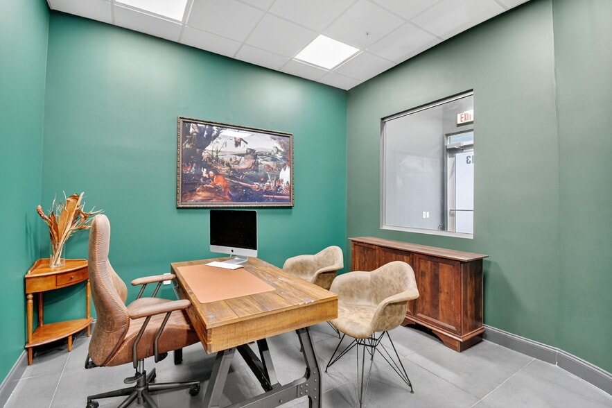 More Photos Of 2800 W State Road 84, Fort Lauderdale Showroom For Sale