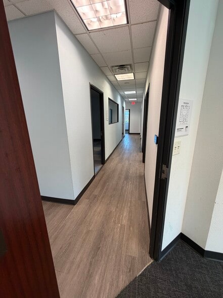 More Photos Of 4040 McDermott Rd, Plano Medical For Lease