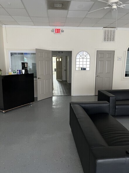 More Photos Of 6978 Main St, Lithonia Storefront Retail Office For Sale