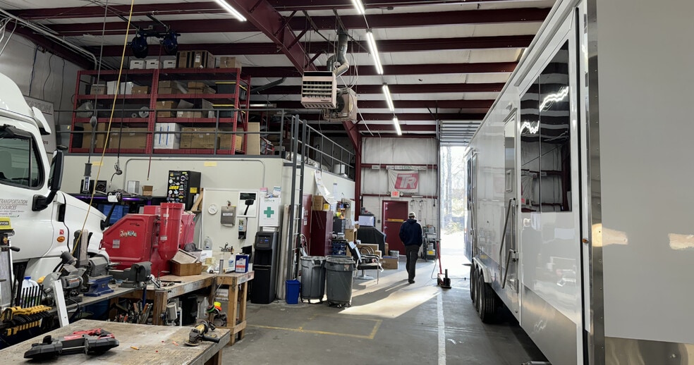 More Photos Of 43 Bellamy Ct, Stockbridge Warehouse For Lease