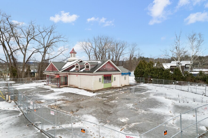 More Photos Of 1089 Putney Rd, Brattleboro Land For Lease