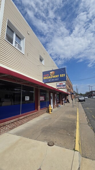 More Photos Of 521 Broadway St, Quantico General Retail For Lease