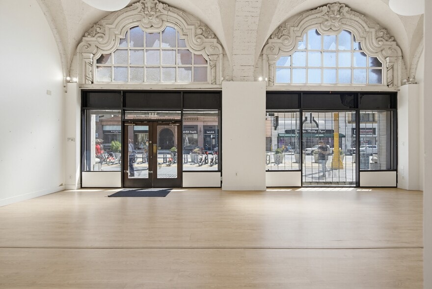 Primary Photo Of 311 S Broadway, Los Angeles Apartments For Lease