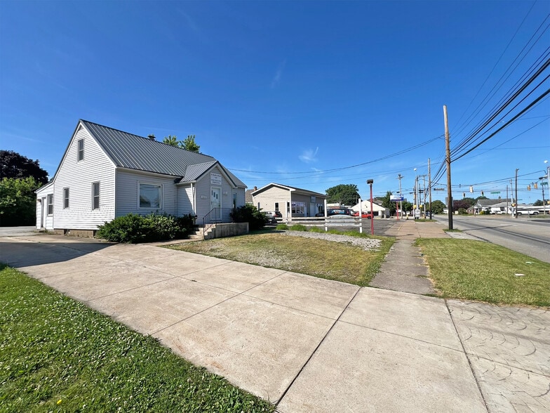 More Photos Of 1213 W 38th St, Erie Office Residential For Sale
