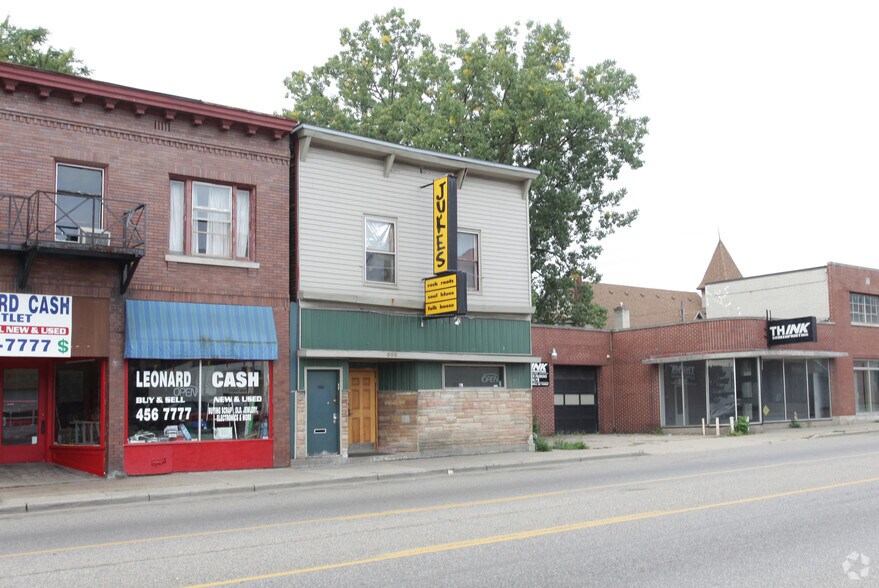 More Photos Of 506 Leonard St NW, Grand Rapids Restaurant For Lease