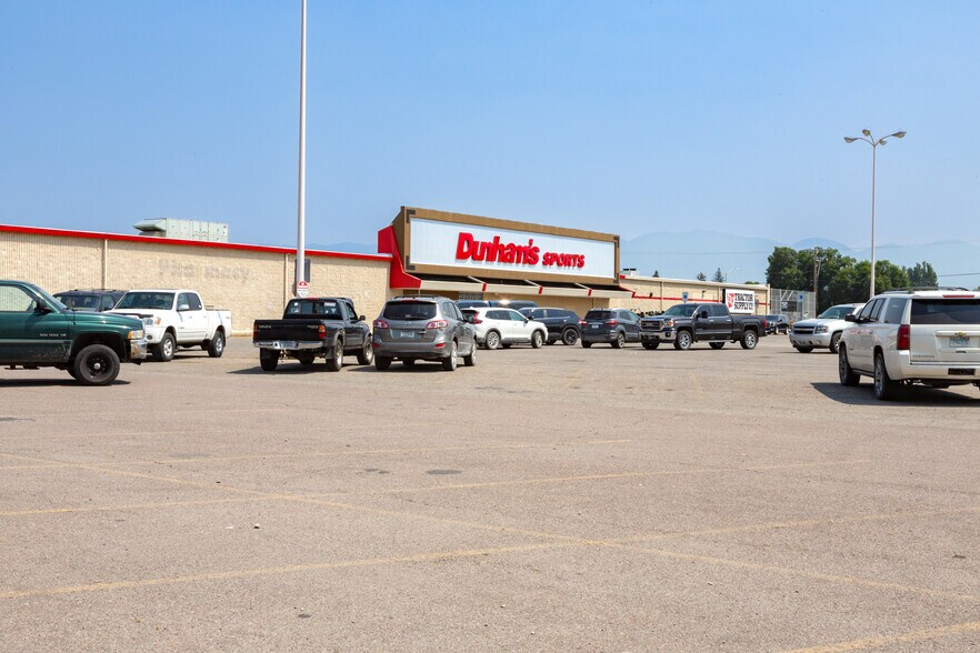 More Photos Of 2024 US Hwy 2 E, Kalispell Garden Center For Sale