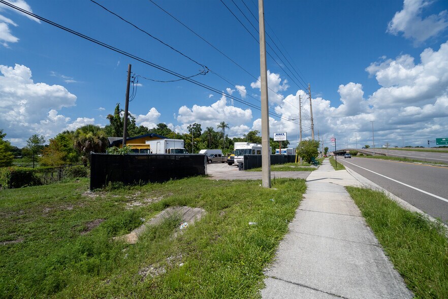 More Photos Of 5507 E Colonial Dr, Orlando Auto Repair For Sale