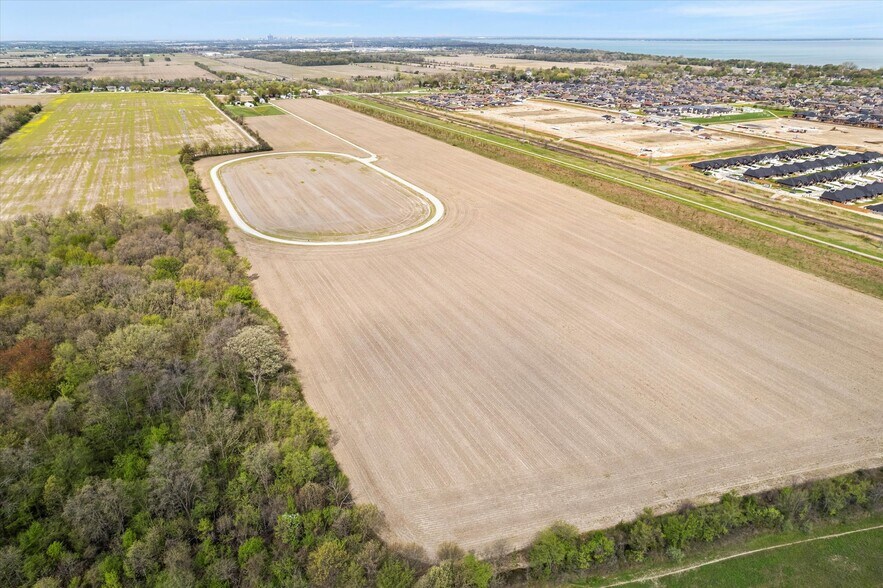 More Photos Of 426-458 East Puce Rd, Lakeshore Land For Sale