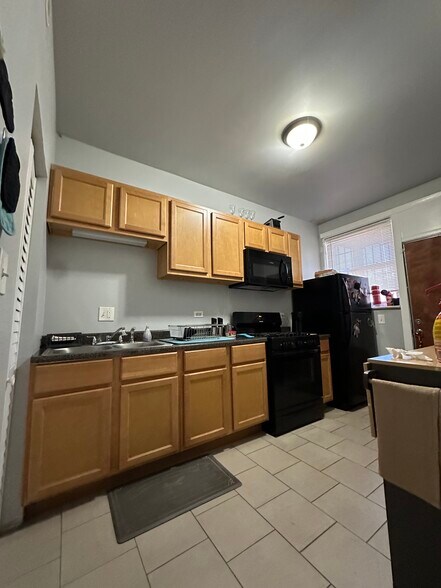 More Photos Of 6609-6611 S Greenwood Ave, Chicago Apartments For Sale