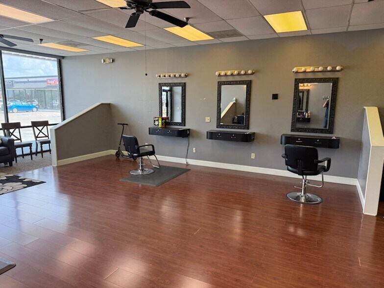 More Photos Of 905-909 State Rte 92, Kearney, MO 64060, USA, Kearney General Retail For Lease