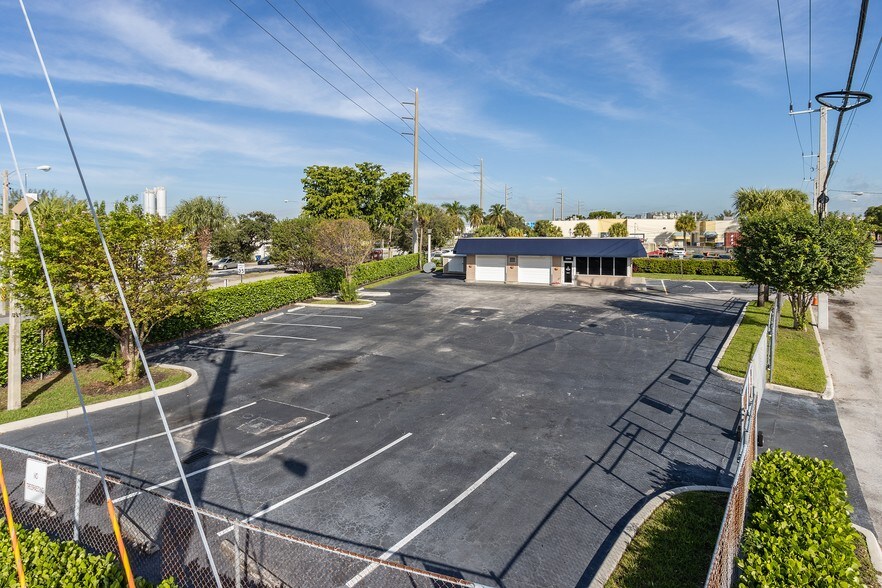 More Photos Of 3265 SE 6th Ave, Fort Lauderdale Industrial For Lease