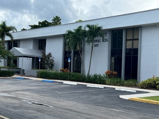 More Photos Of 15127 Jog Rd, Delray Beach Medical For Lease
