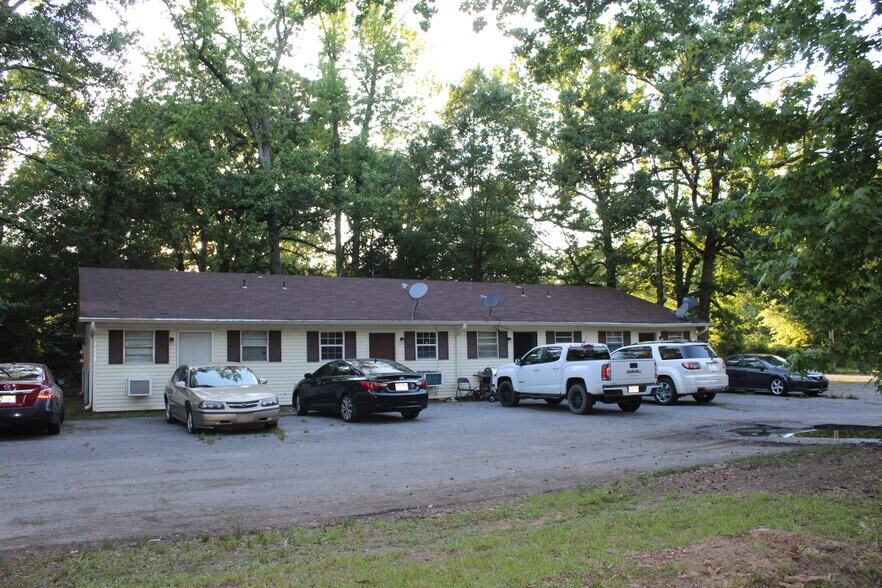 More Photos Of 1600 Lane St, Pine Bluff Apartments For Sale