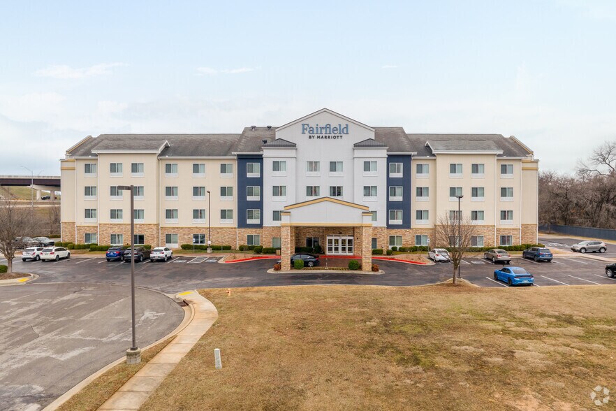 More Photos Of 9150 S 102nd St, Tulsa Hotel For Sale