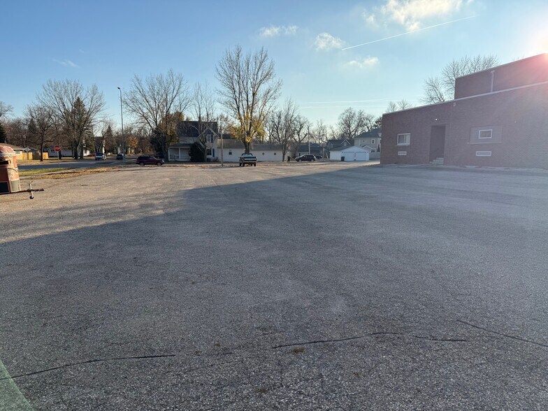 More Photos Of 307 S 5th St, Milbank Land For Sale