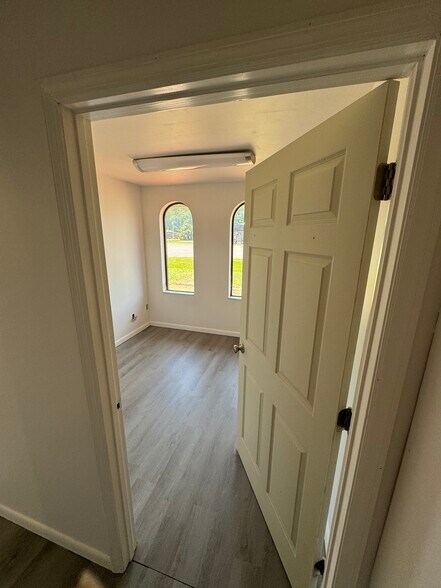 More Photos Of 2528-2530 Us-1, Saint Augustine Loft Creative Space For Lease