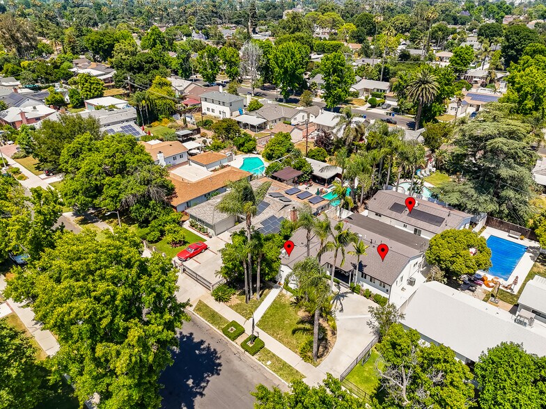 More Photos Of 7008 Encino Ave, Van Nuys Apartments For Sale