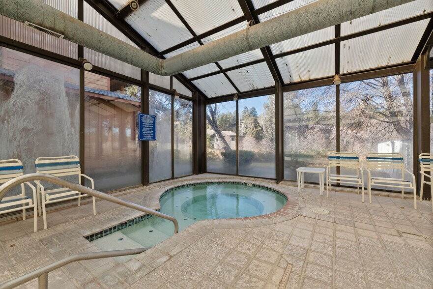 More Photos Of 3105 NE O. B. Riley Rd, Bend Hotel For Sale