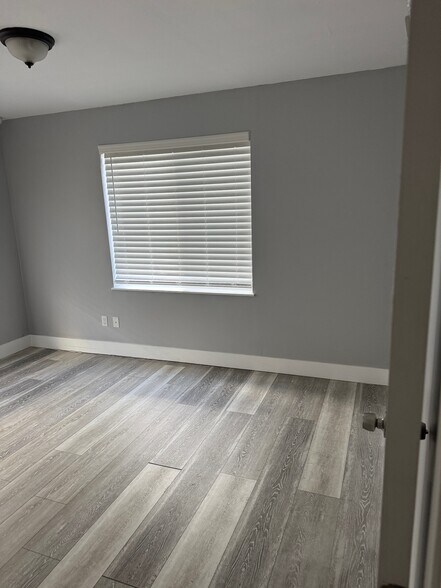 More Photos Of 215 SW 17th St, Fort Lauderdale Medical For Lease