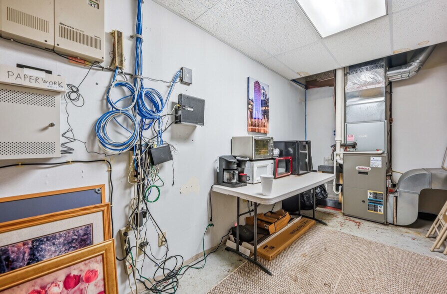 More Photos Of 501-505 Market St, East Liverpool Storefront For Sale