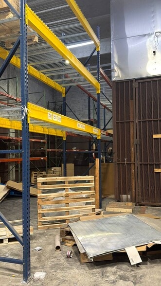 More Photos Of 10850 NW 27th St, Doral Warehouse For Sale