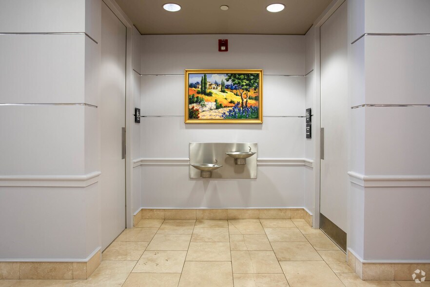 More Photos Of 4500 Cameron Valley Pky, Charlotte Office For Lease