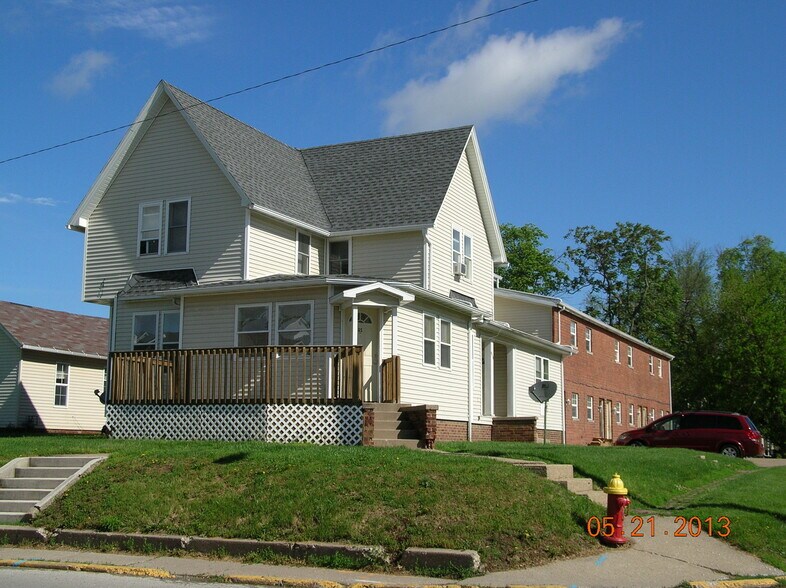 More Photos Of 404-420 W Adams St, Macomb Apartments For Sale