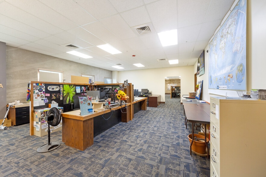 More Photos Of 1211 Atchison Ct, Castle Rock Manufacturing For Sale