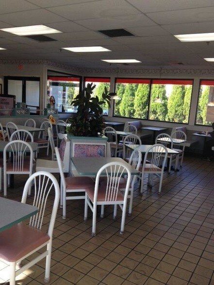 More Photos Of 480 Westport Ave, Norwalk Restaurant For Lease