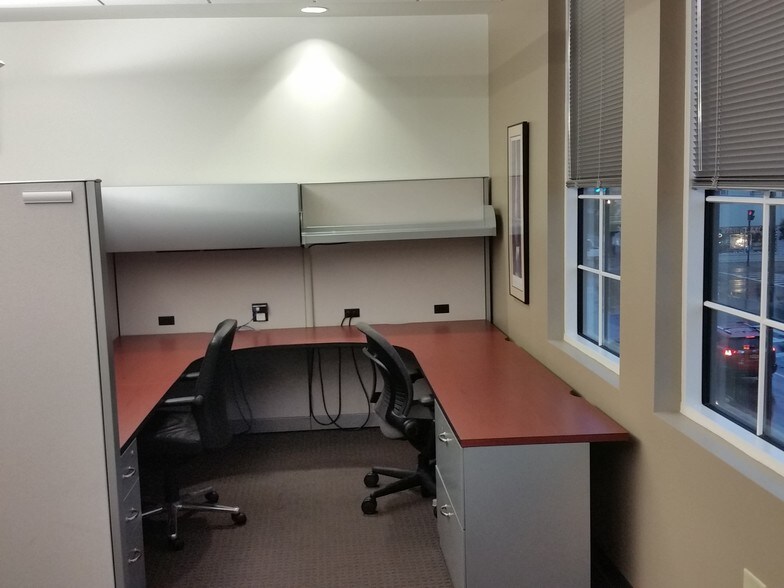 More Photos Of 6506 E Quaker St, Orchard Park Office For Sale